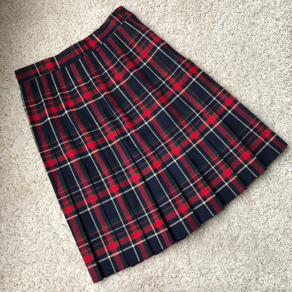 Vintage Talbots plaid / tartan pleated midi skirt